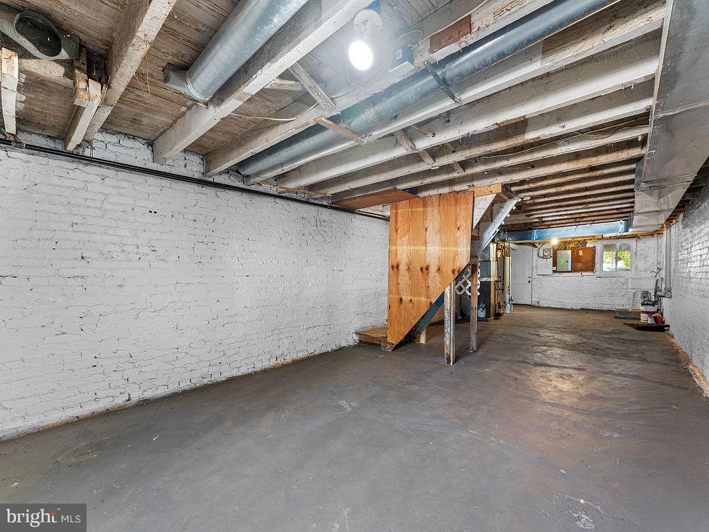 WOODMERE - Residential