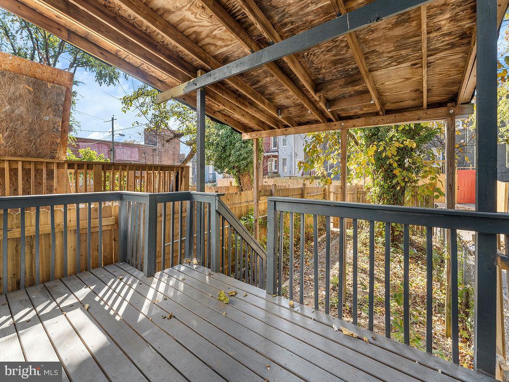 WOODMERE - Residential