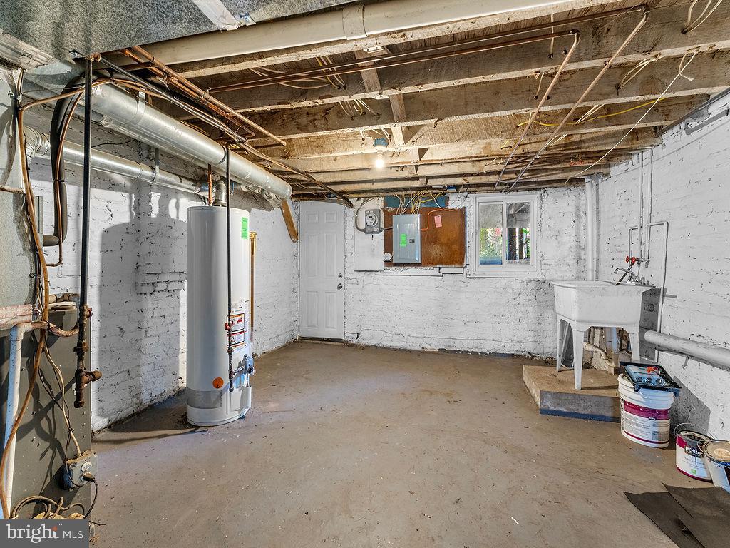 WOODMERE - Residential