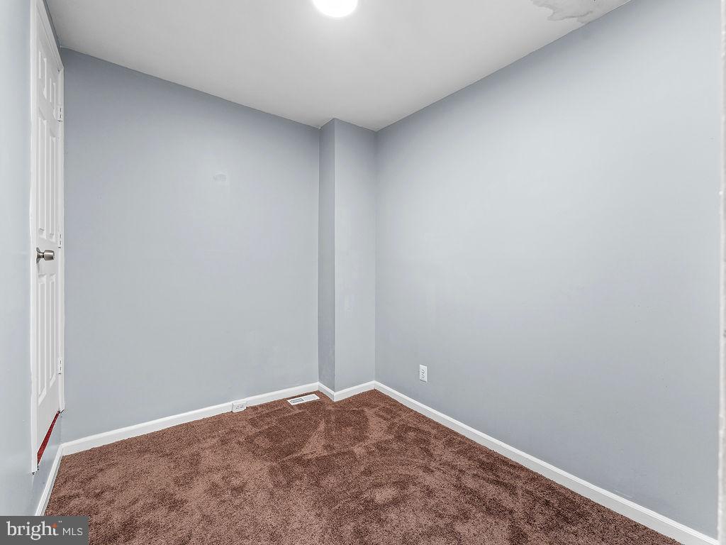 WOODMERE - Residential