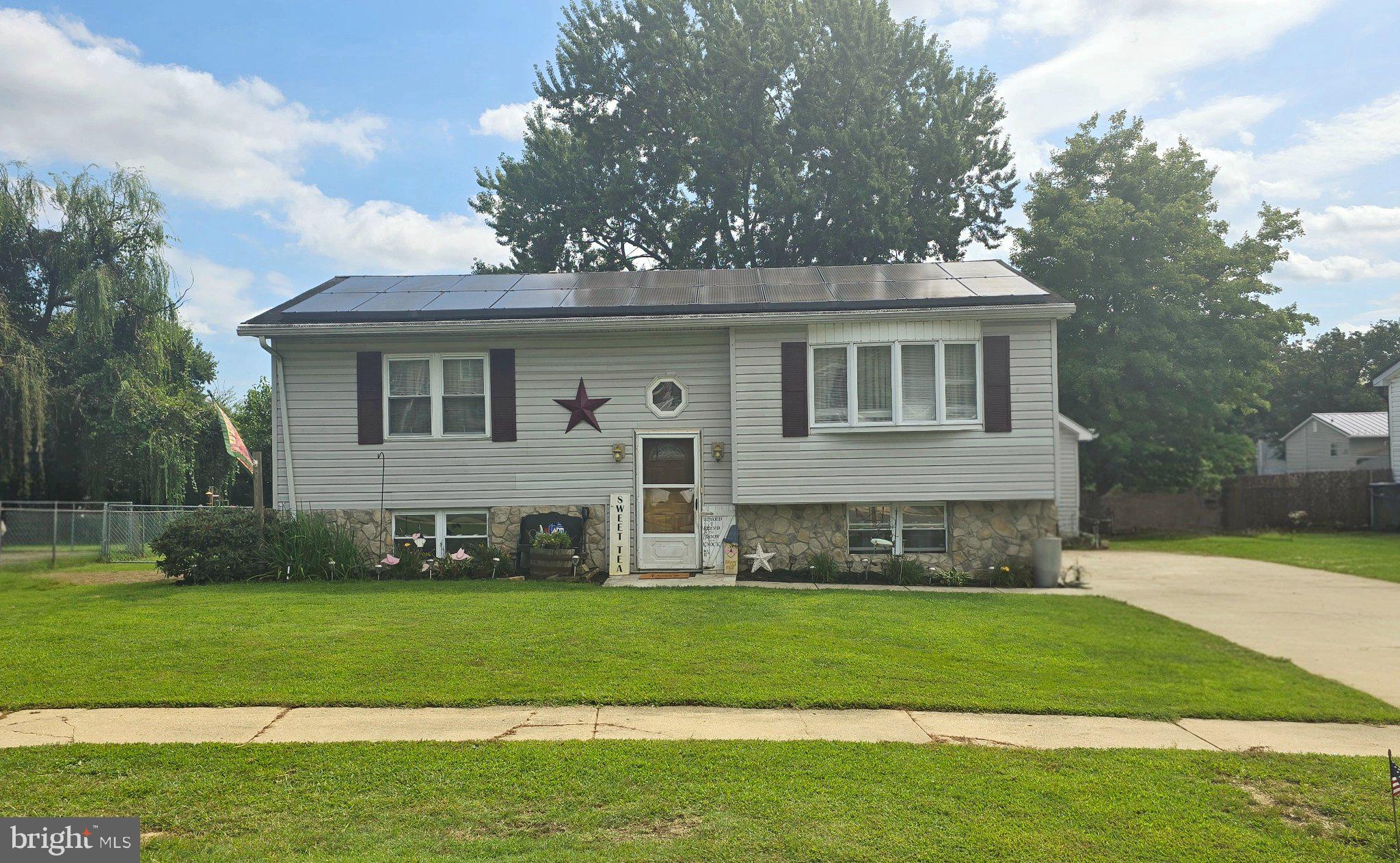 108 MIDLAND DRIVE