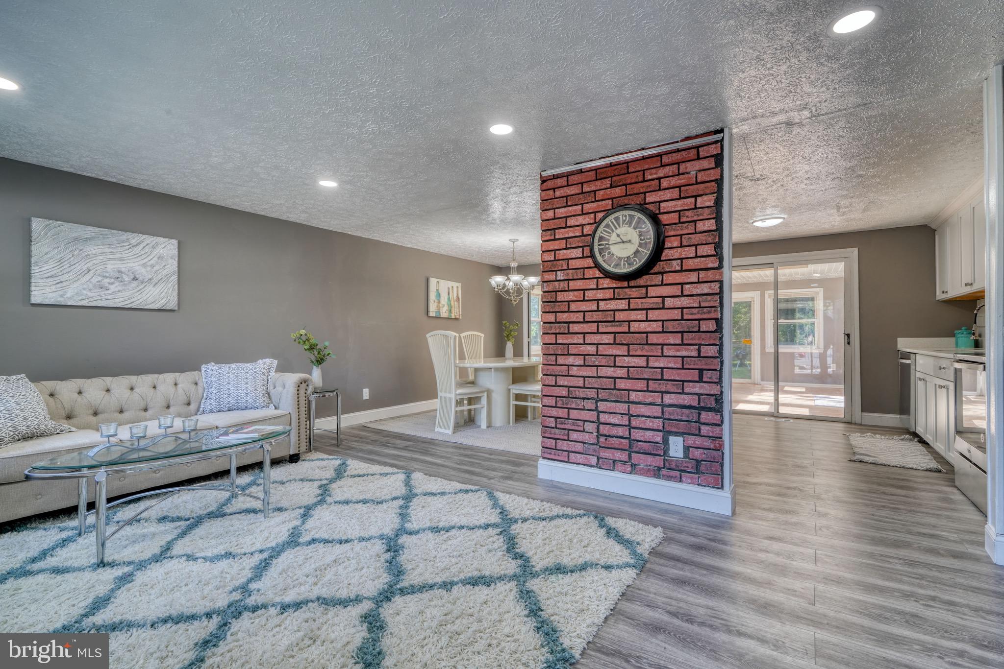 NOTTINGHAM WOODS - Residential