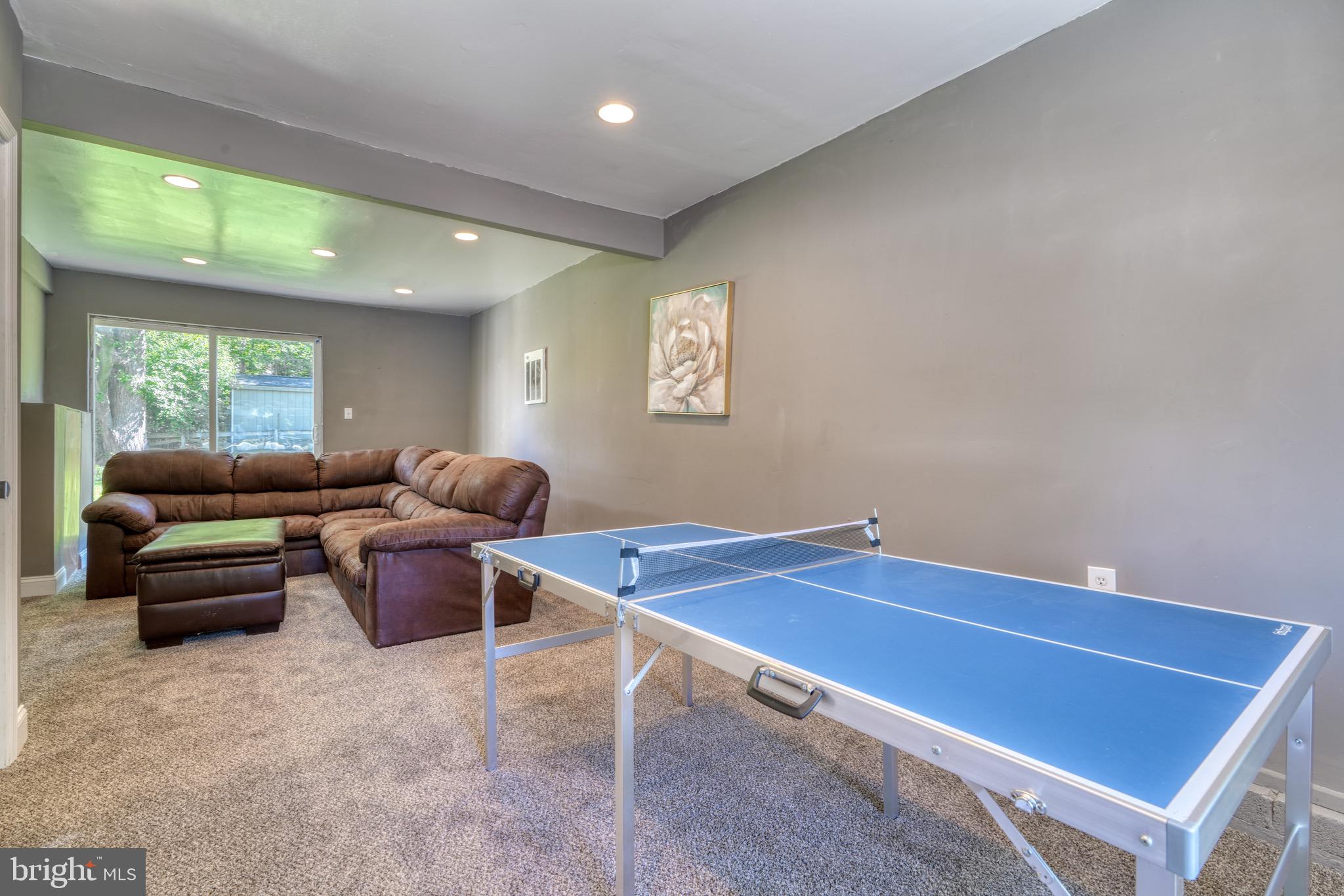 NOTTINGHAM WOODS - Residential