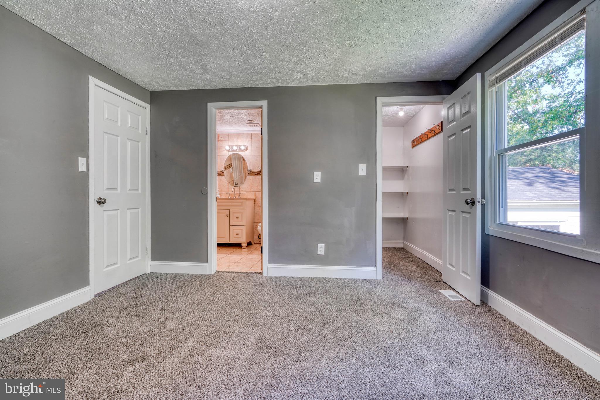 NOTTINGHAM WOODS - Residential