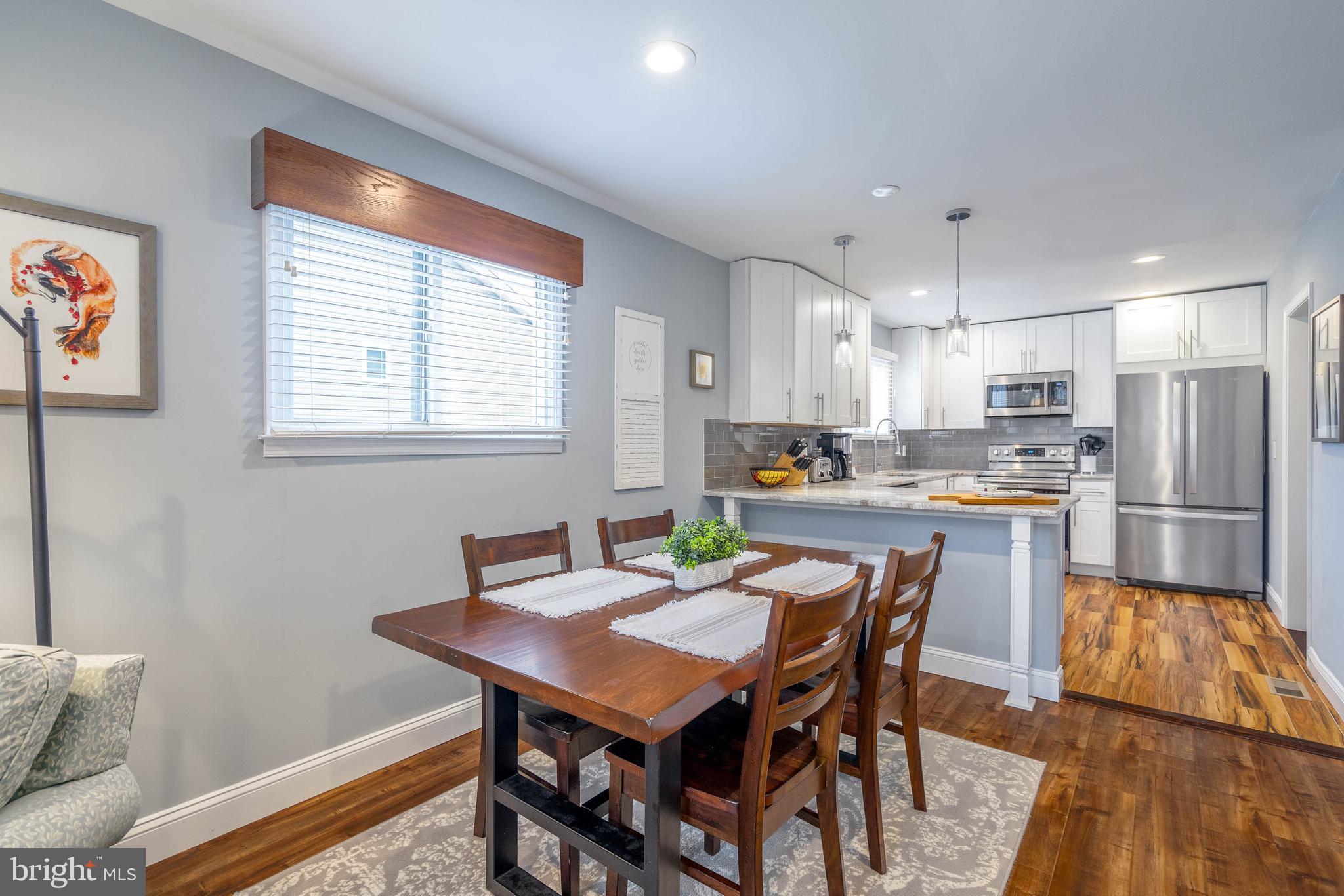 NORTH HILLS - Residential