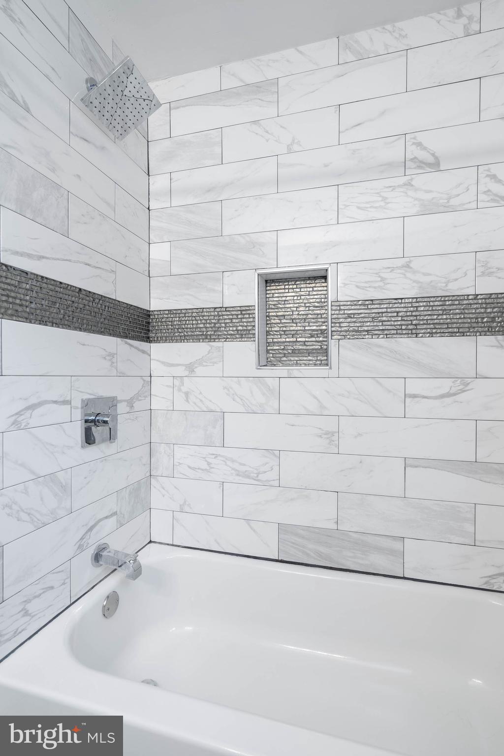 NORTH HILLS - Residential