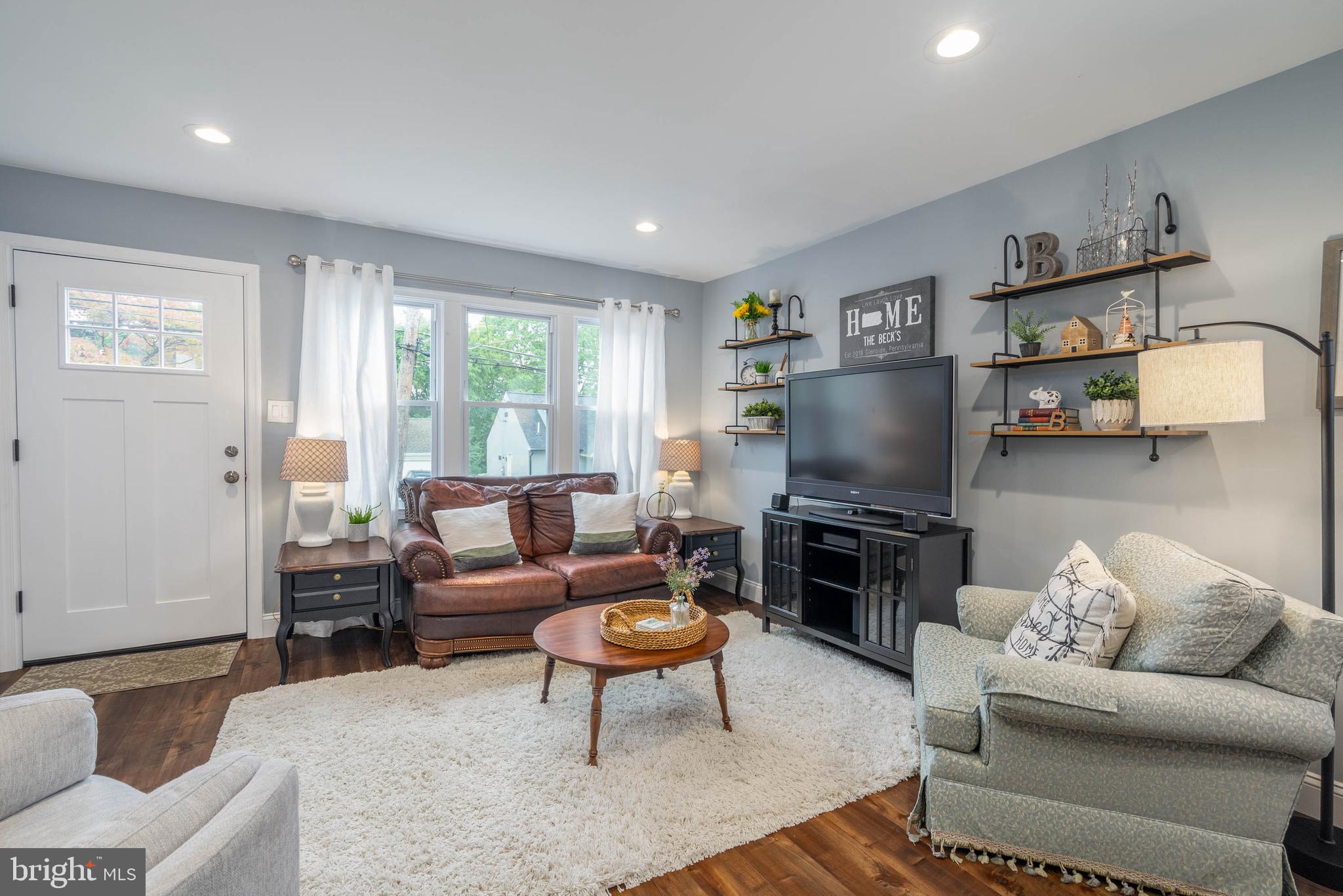 NORTH HILLS - Residential