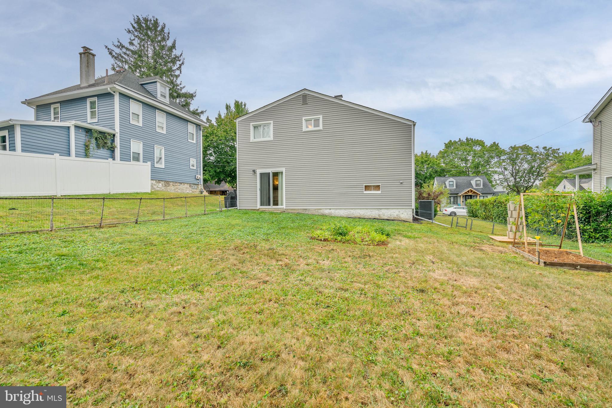 NORTH HILLS - Residential