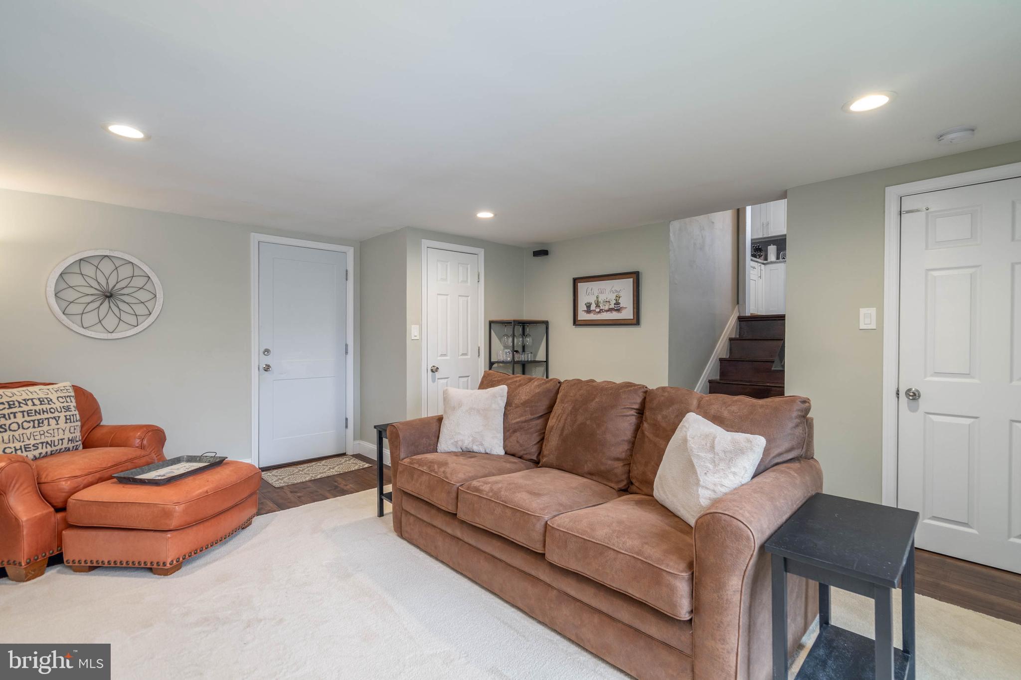 NORTH HILLS - Residential