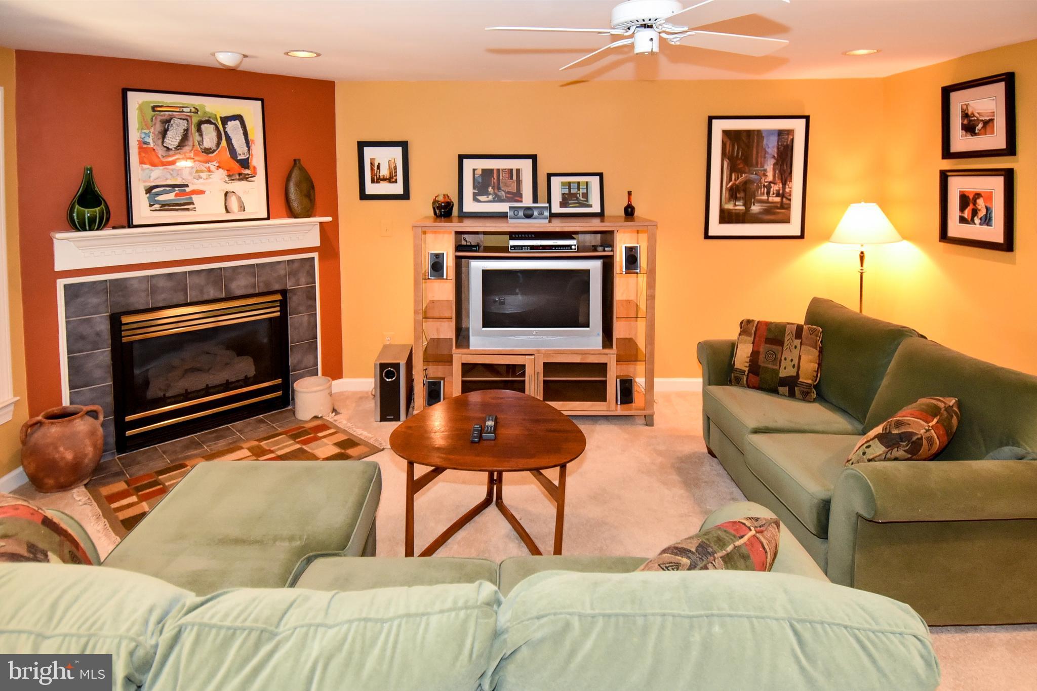 HUNTLEY MEADOWS - Residential