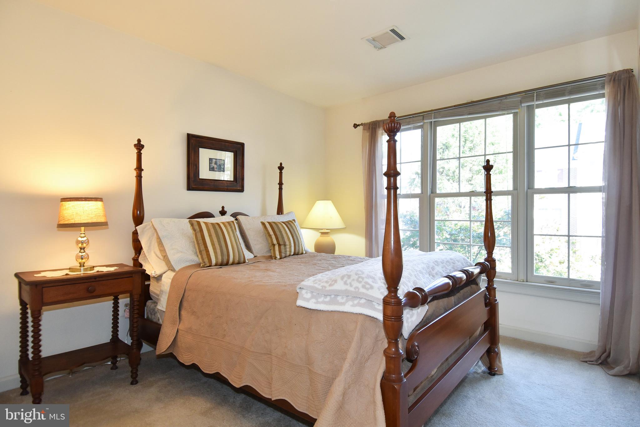 HUNTLEY MEADOWS - Residential