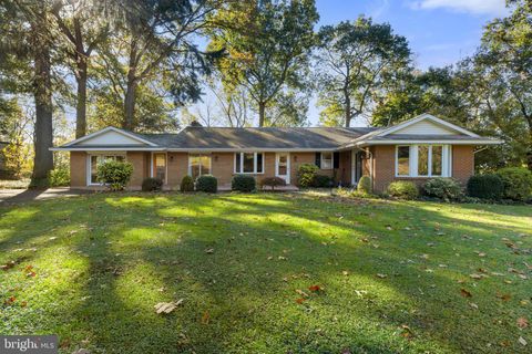 1011 WOODLAND DRIVE QUARRYVILLE PA 17566