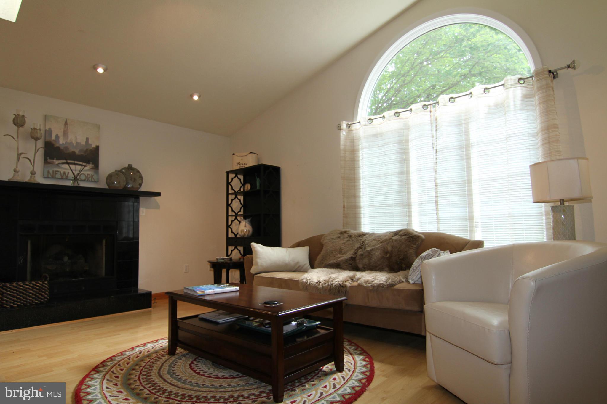 LAKE OF THE WOODS - Residential Lease