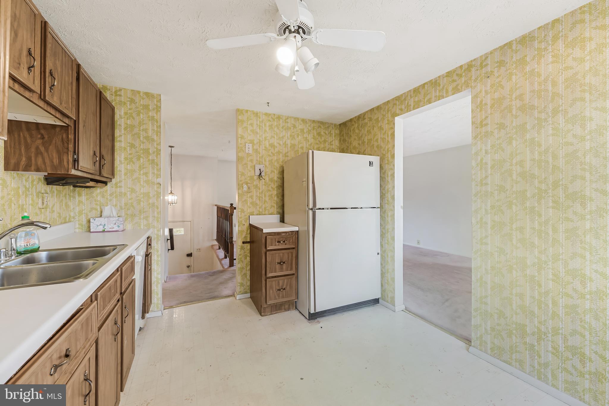 EDGELEA WOODS - Residential