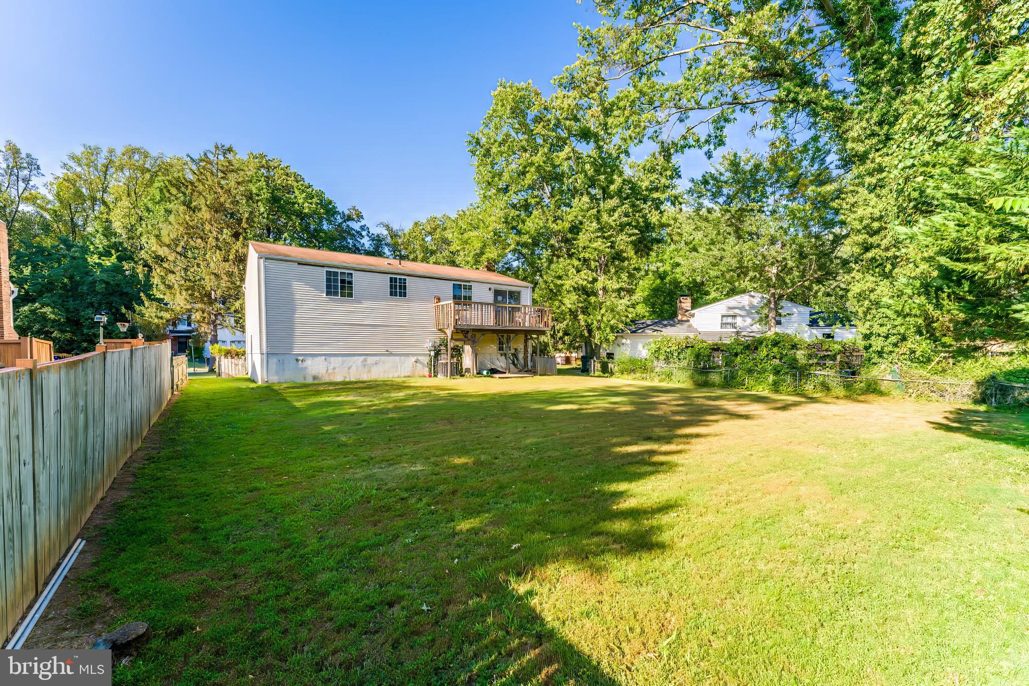 EDGELEA WOODS - Residential