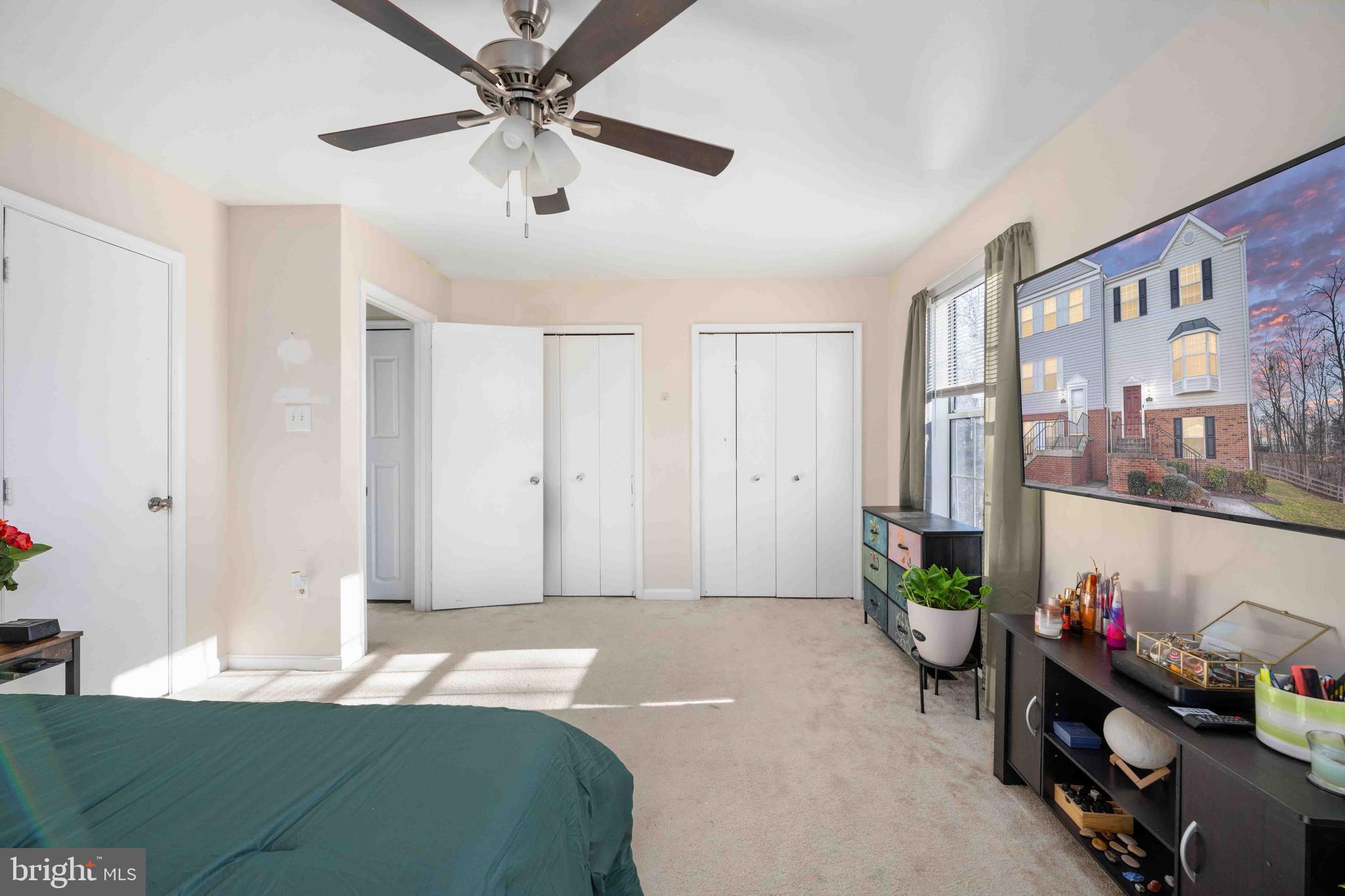 SUNNINGDALE MEADOWS - Residential