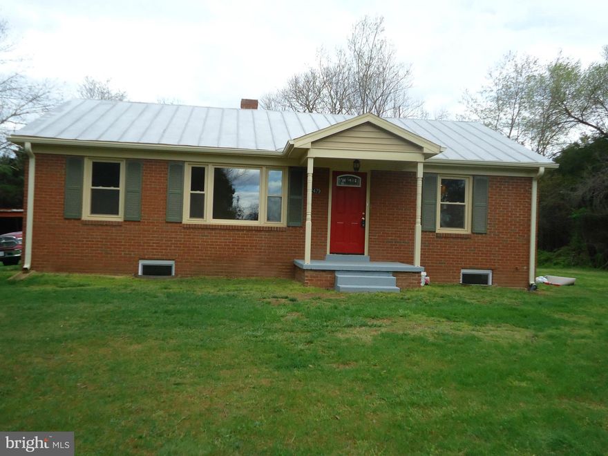 2 peaceful acres backing to trees & totally renovated!  Bamboo flooring highlights the open great room, kitchen, & dining area.  Recessed lighting in every room, ceiling fans, too, granite counter tops, mosaic back splash, stainless appliances, under cabinet lighting, 2 new baths, new carpeting in the bedrms, new windows, new exterior & interior doors, unfinished basement, and a private rear deck.