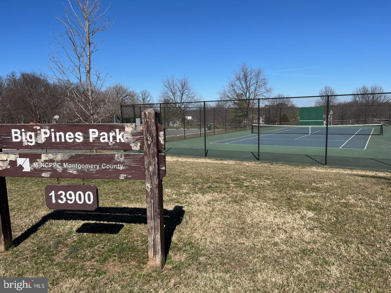 POTOMAC OAKS - Residential