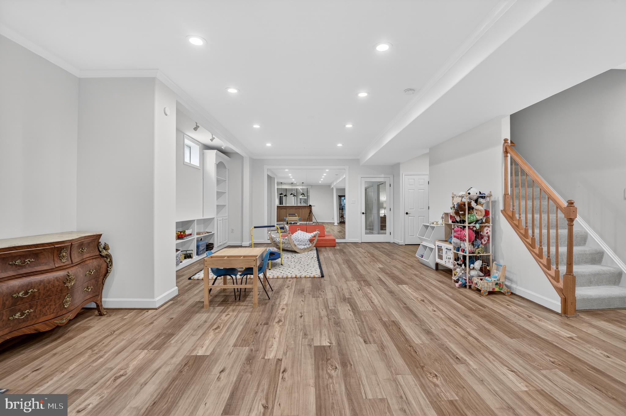 POTOMAC OAKS - Residential