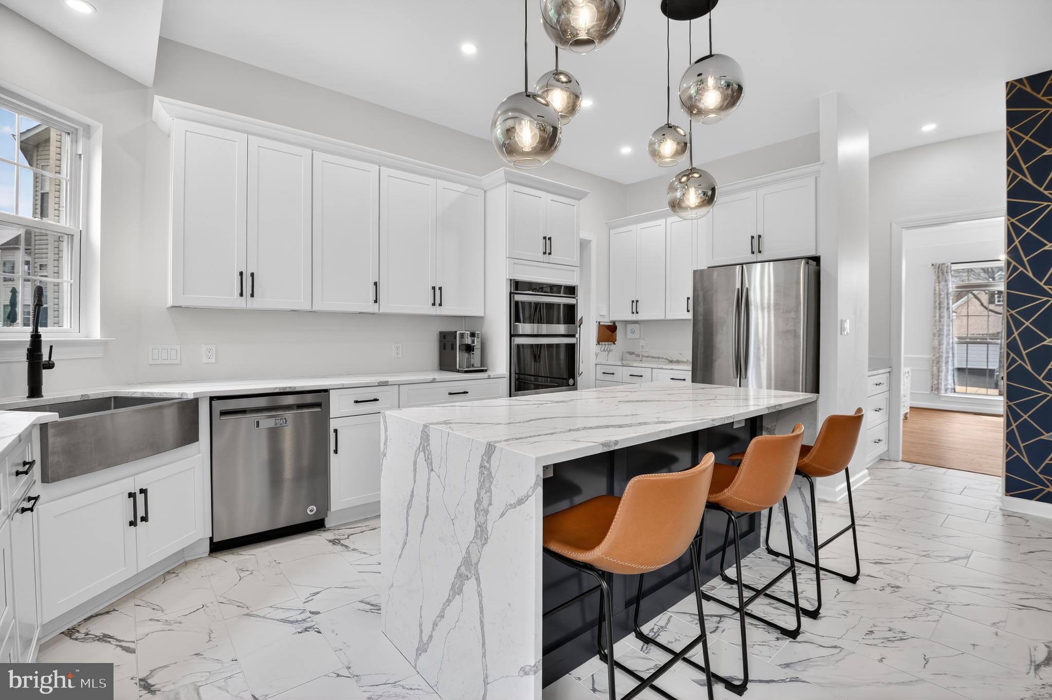 POTOMAC OAKS - Residential