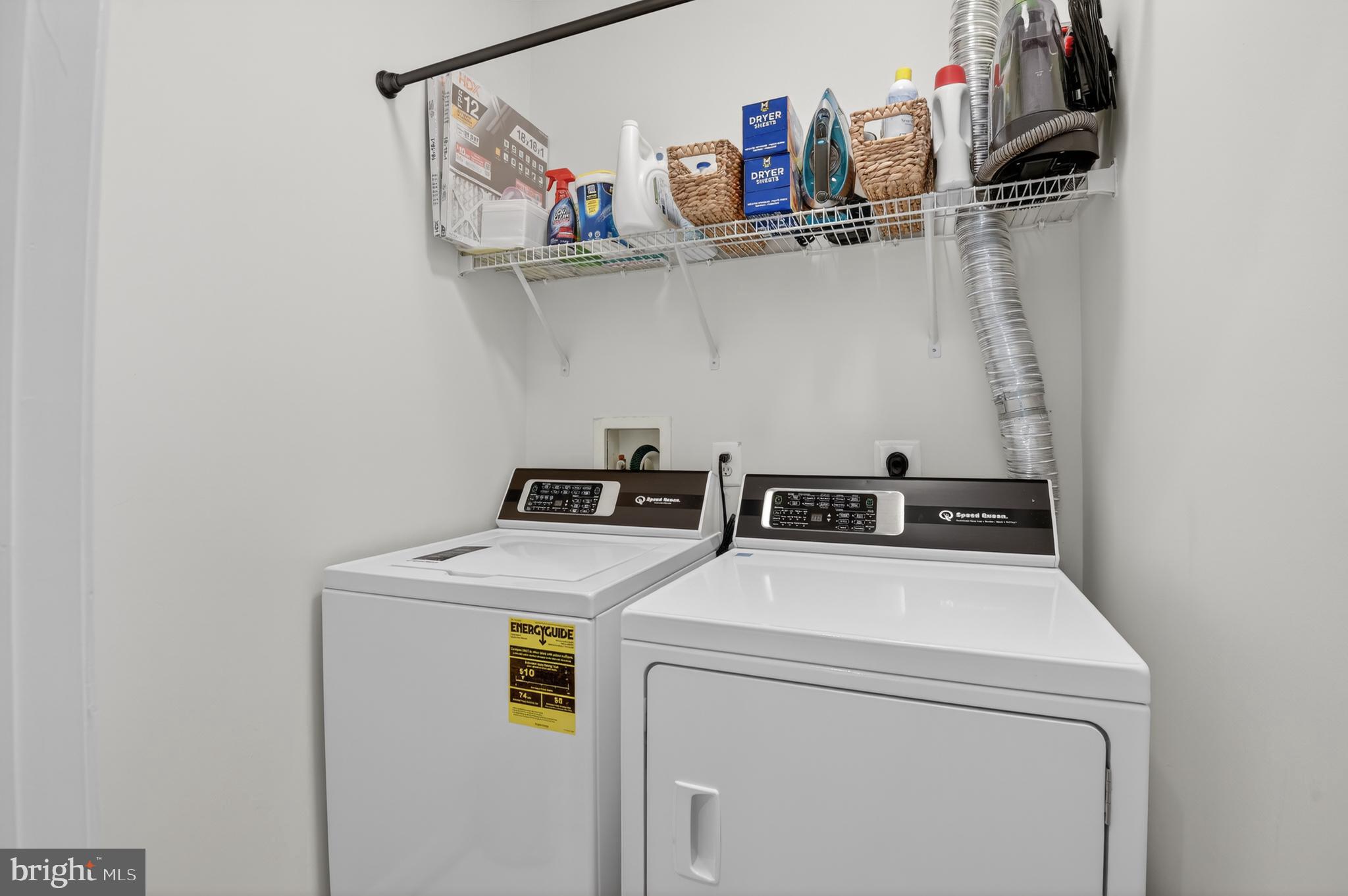 POTOMAC OAKS - Residential