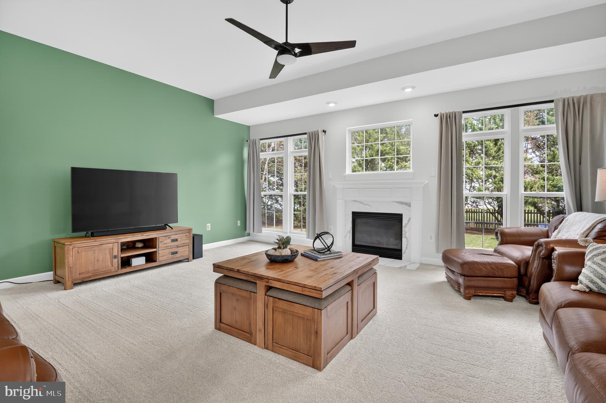 POTOMAC OAKS - Residential