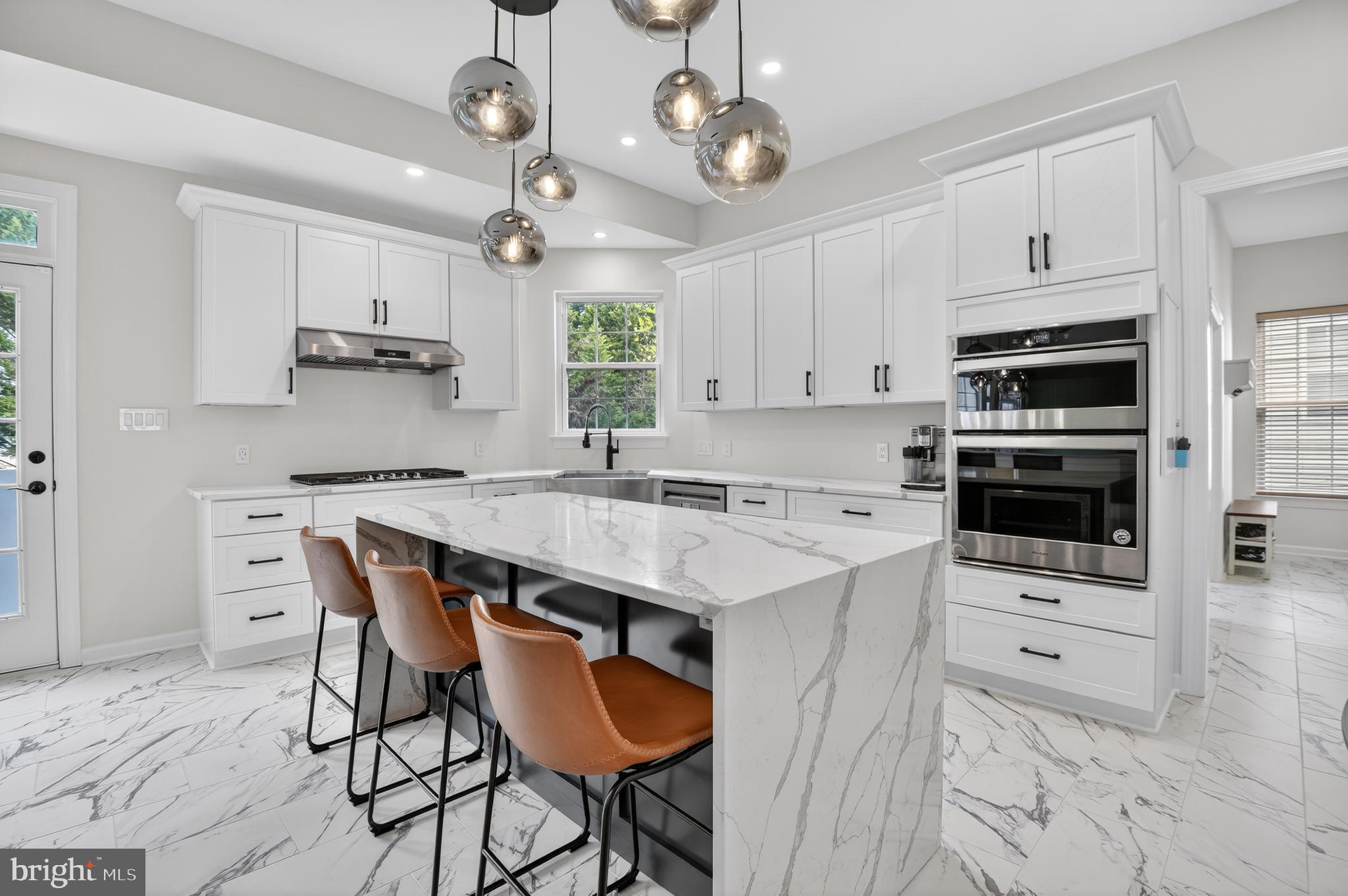 POTOMAC OAKS - Residential