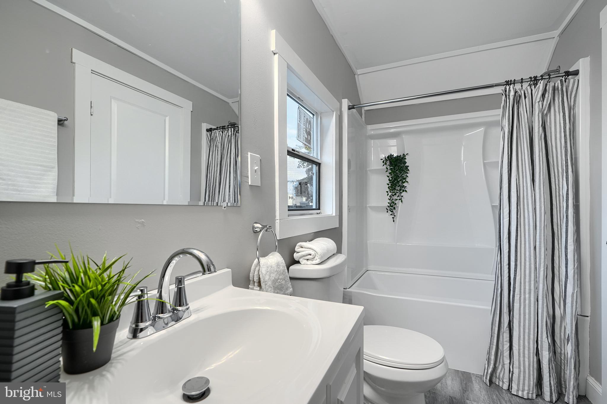 PARKVILLE - Residential