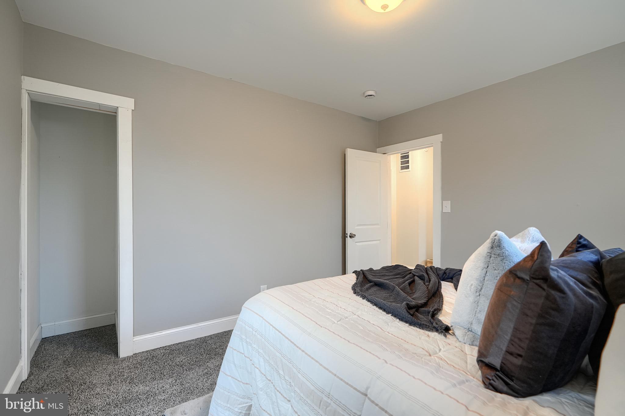 PARKVILLE - Residential