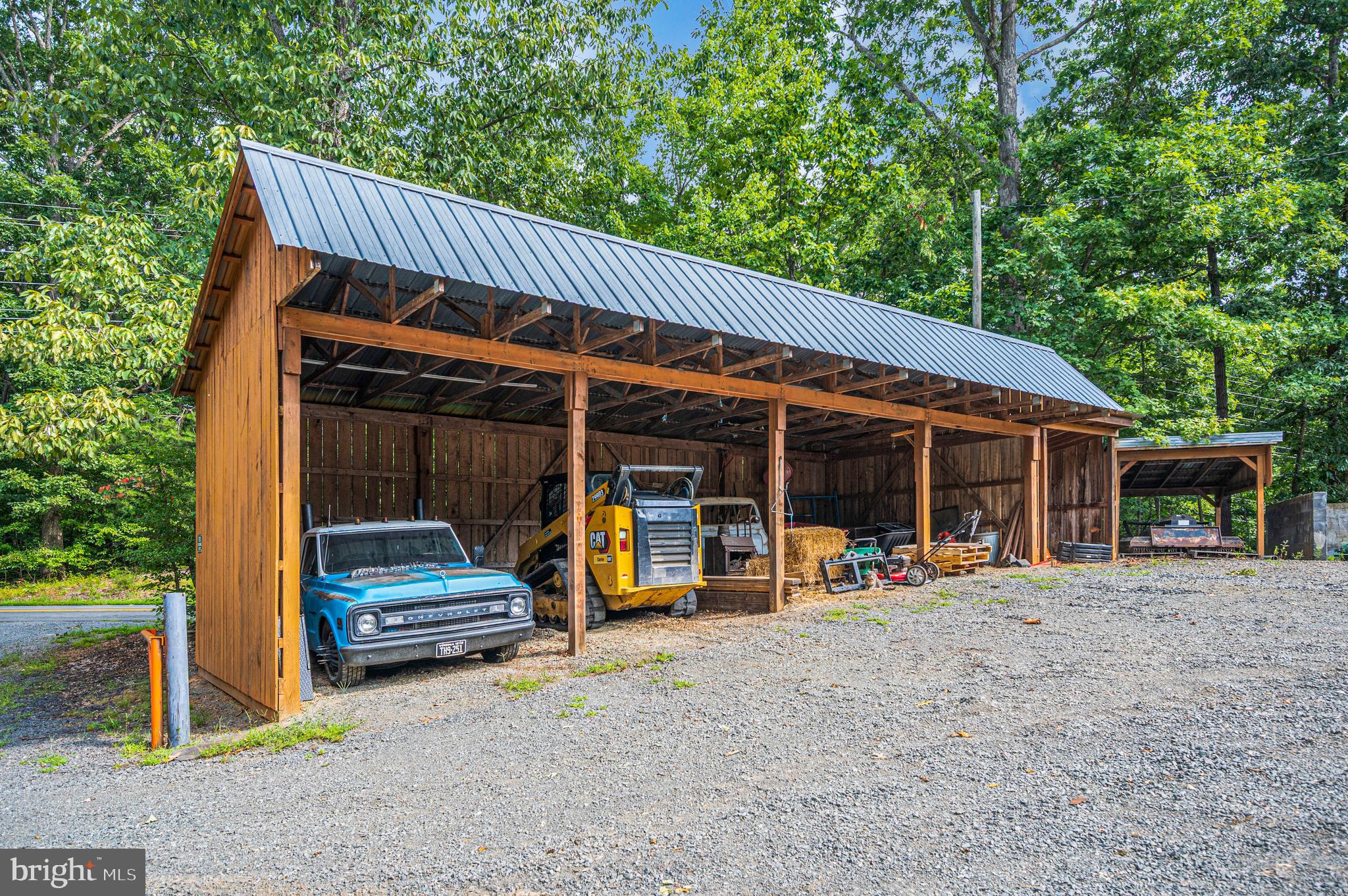 5099 COURTNEYS CORNER ROAD