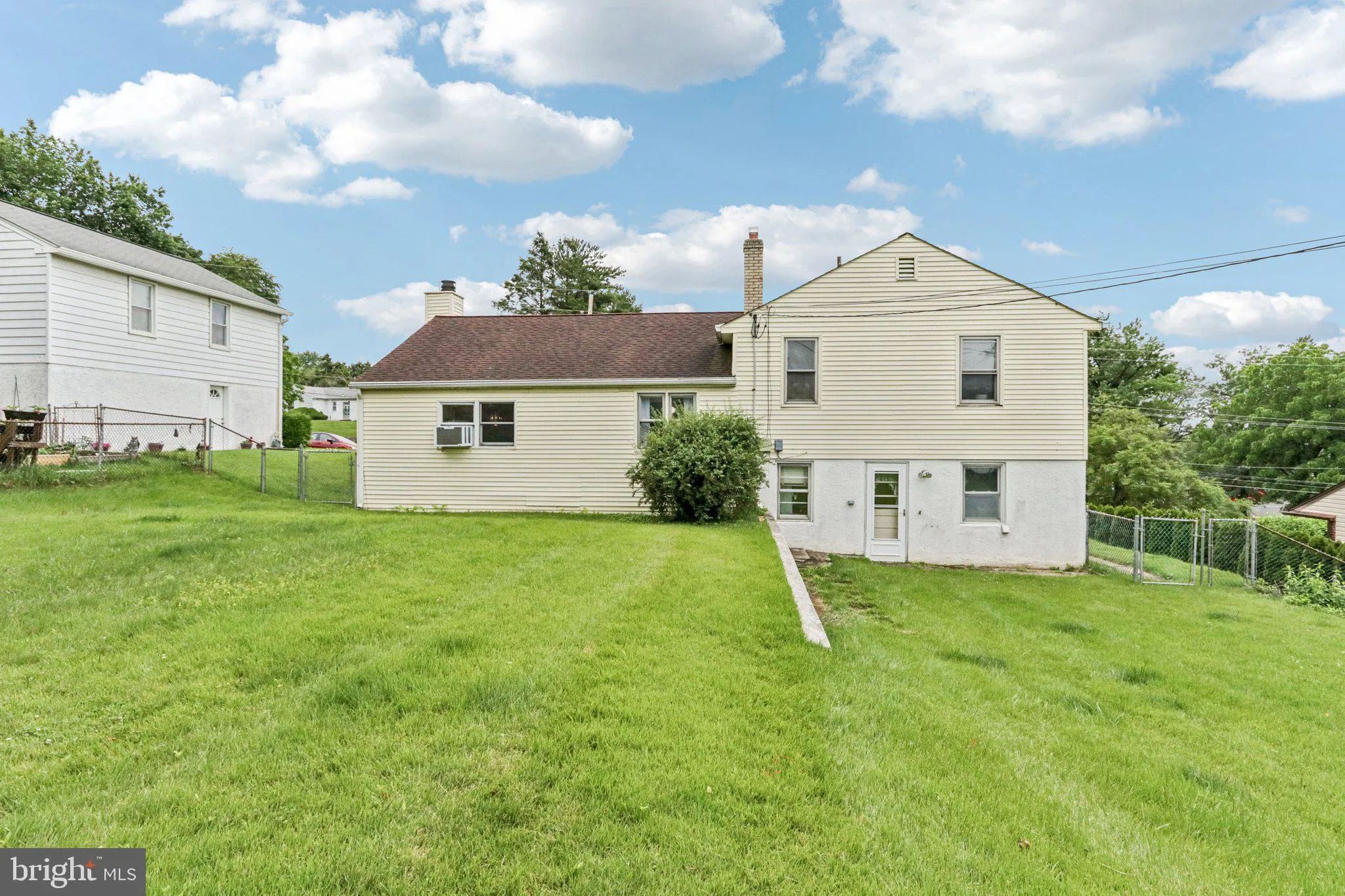 Warminster, Pennsylvania 18974, United States, 4 Bedrooms Bedrooms, ,1 BathroomBathrooms,Residential,Active,152016