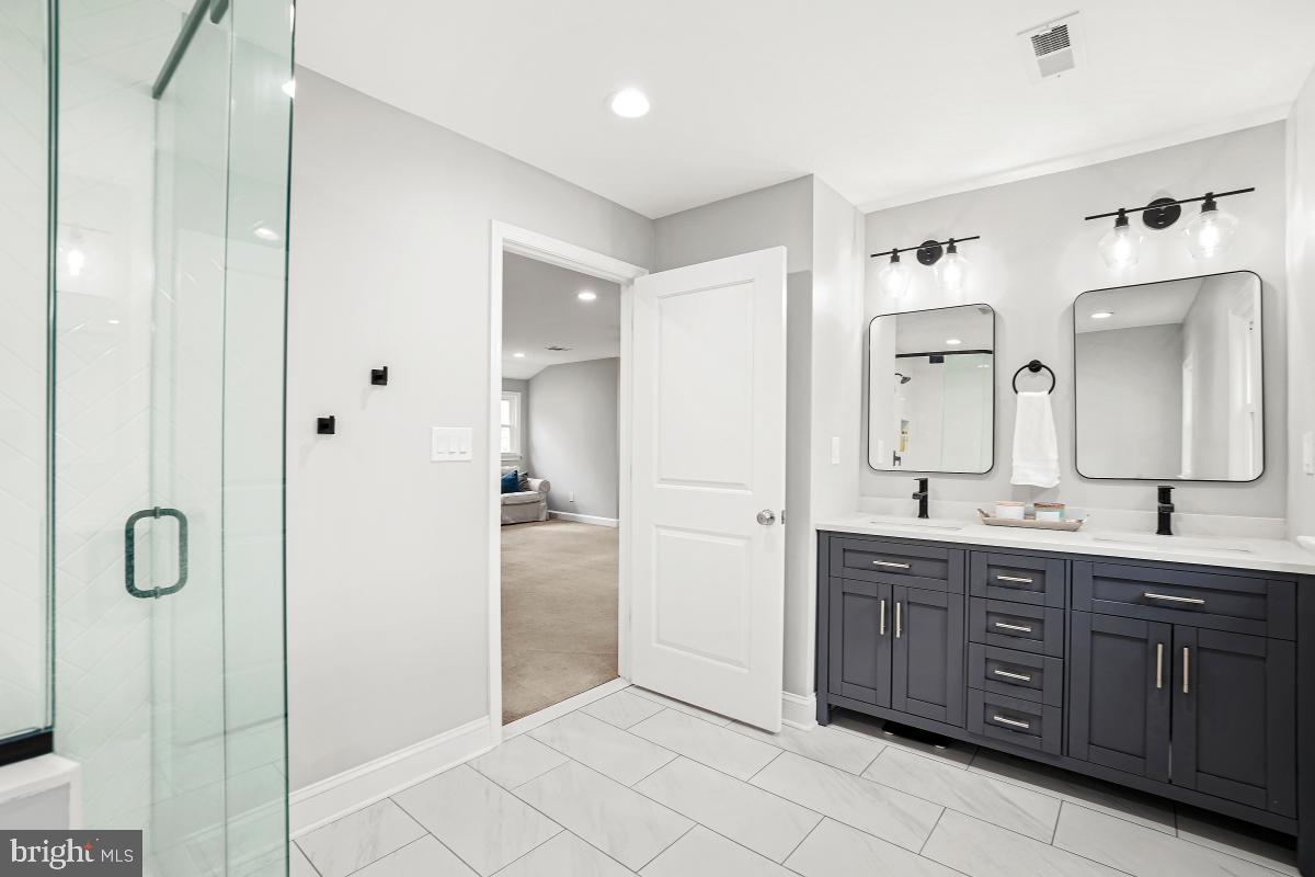 SPRINGBROOK FOREST - Residential