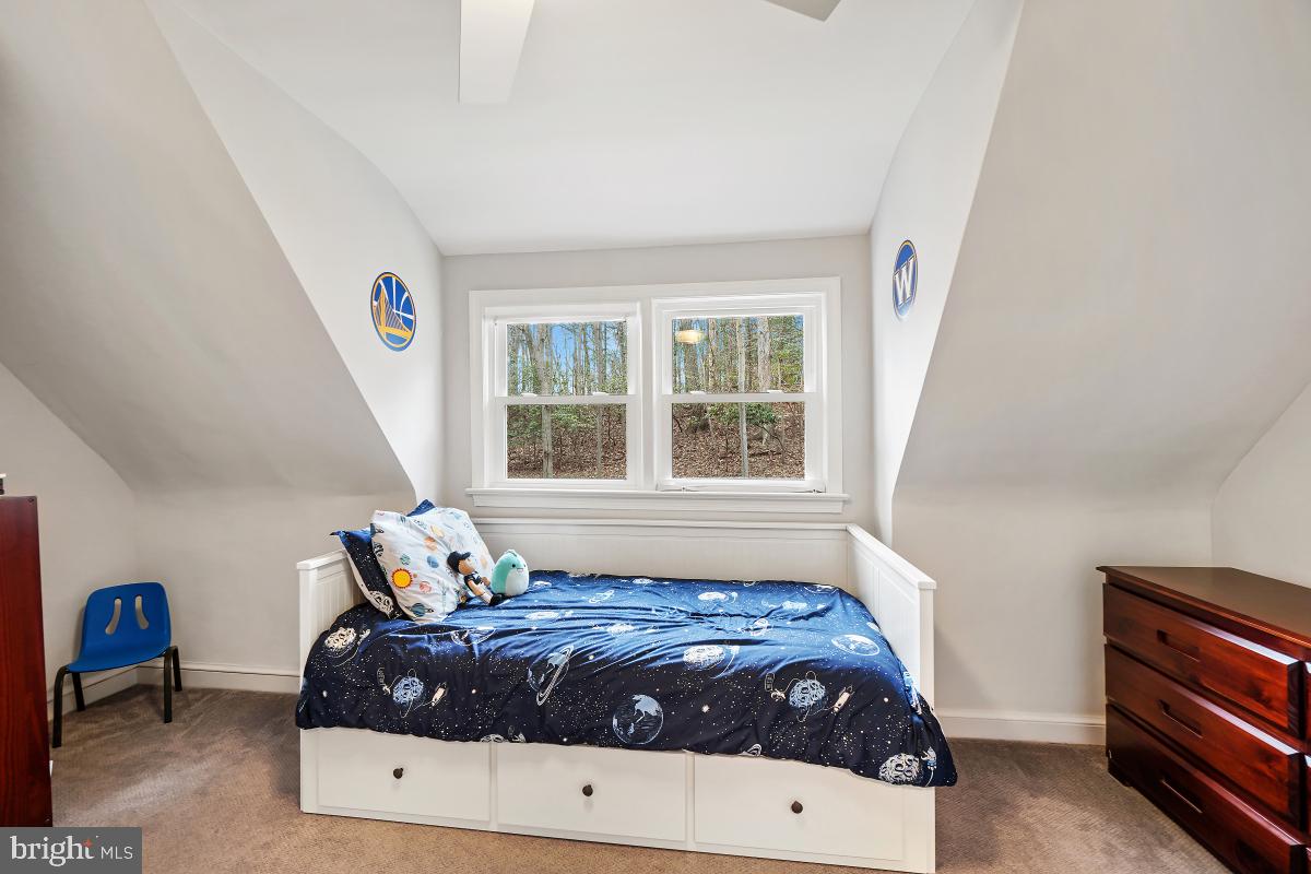 SPRINGBROOK FOREST - Residential