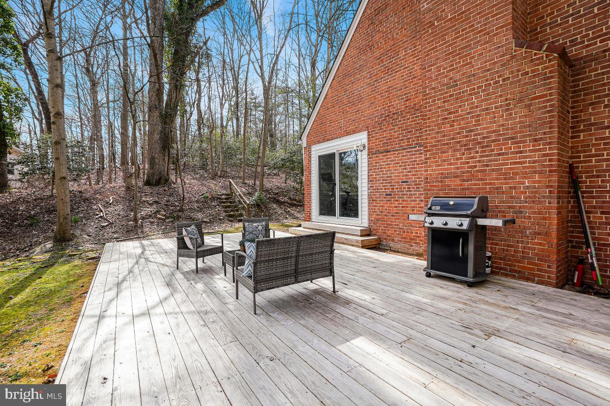 SPRINGBROOK FOREST - Residential