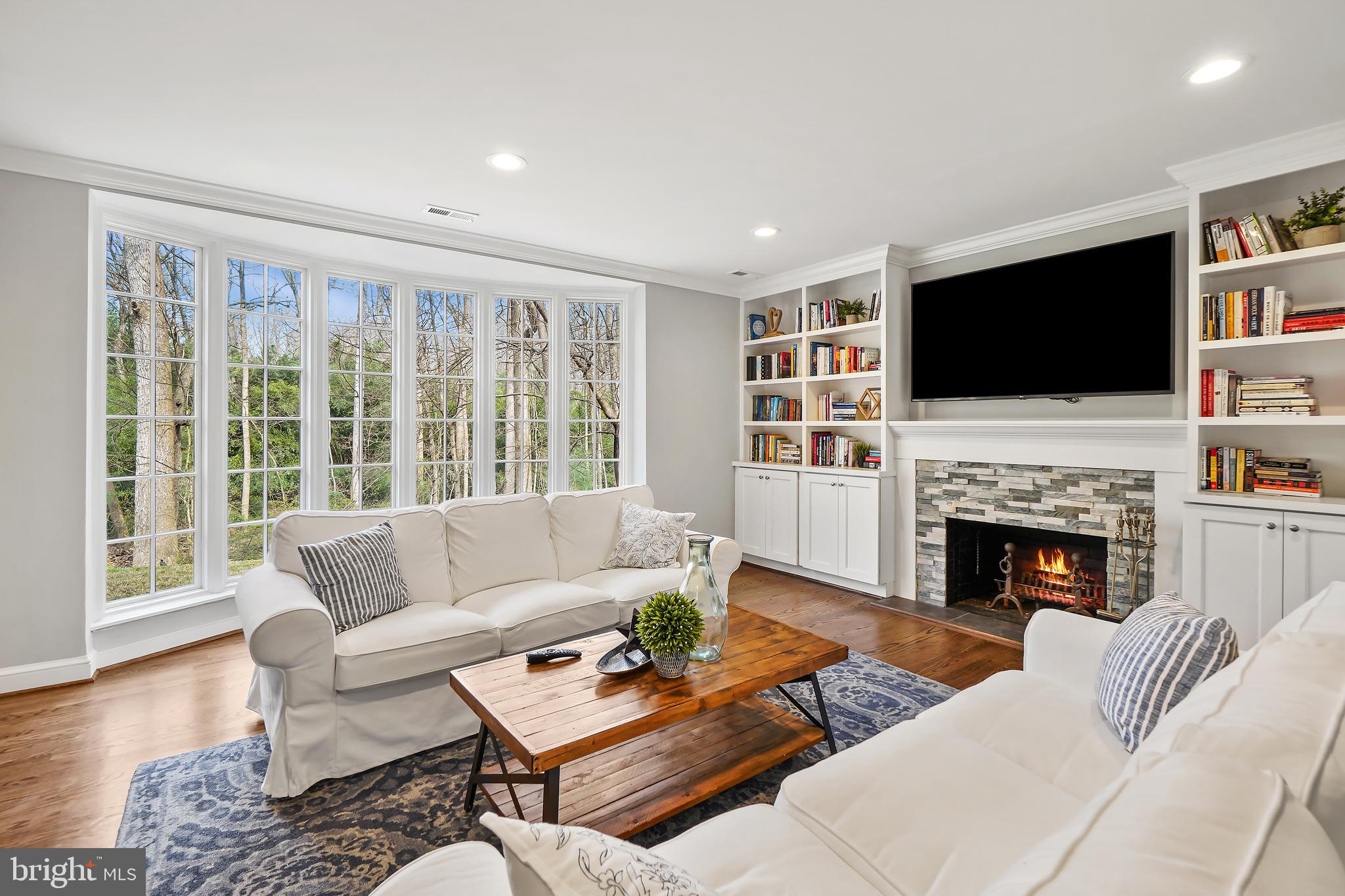 SPRINGBROOK FOREST - Residential