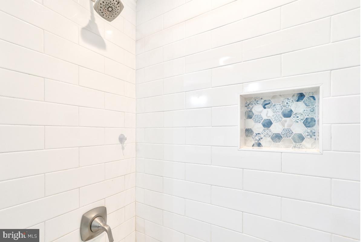 SPRINGBROOK FOREST - Residential