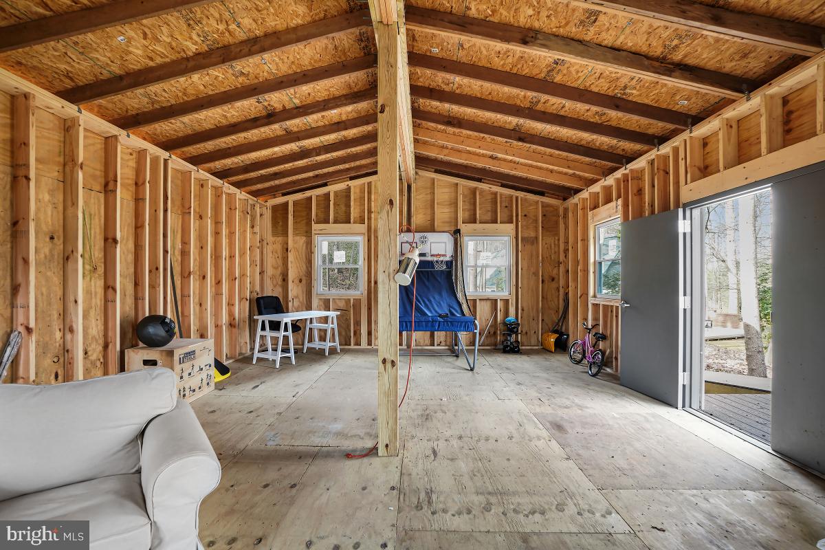 SPRINGBROOK FOREST - Residential