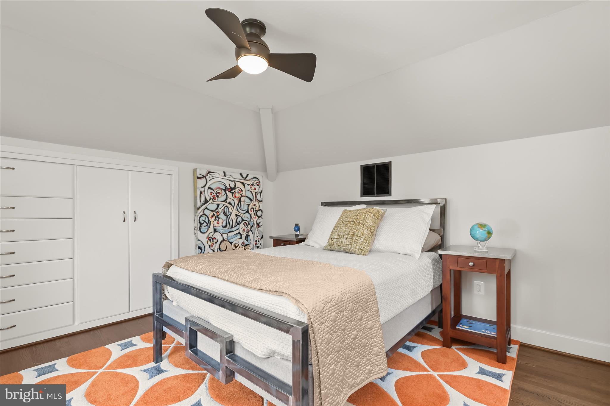 GIBSON ISLAND - Residential