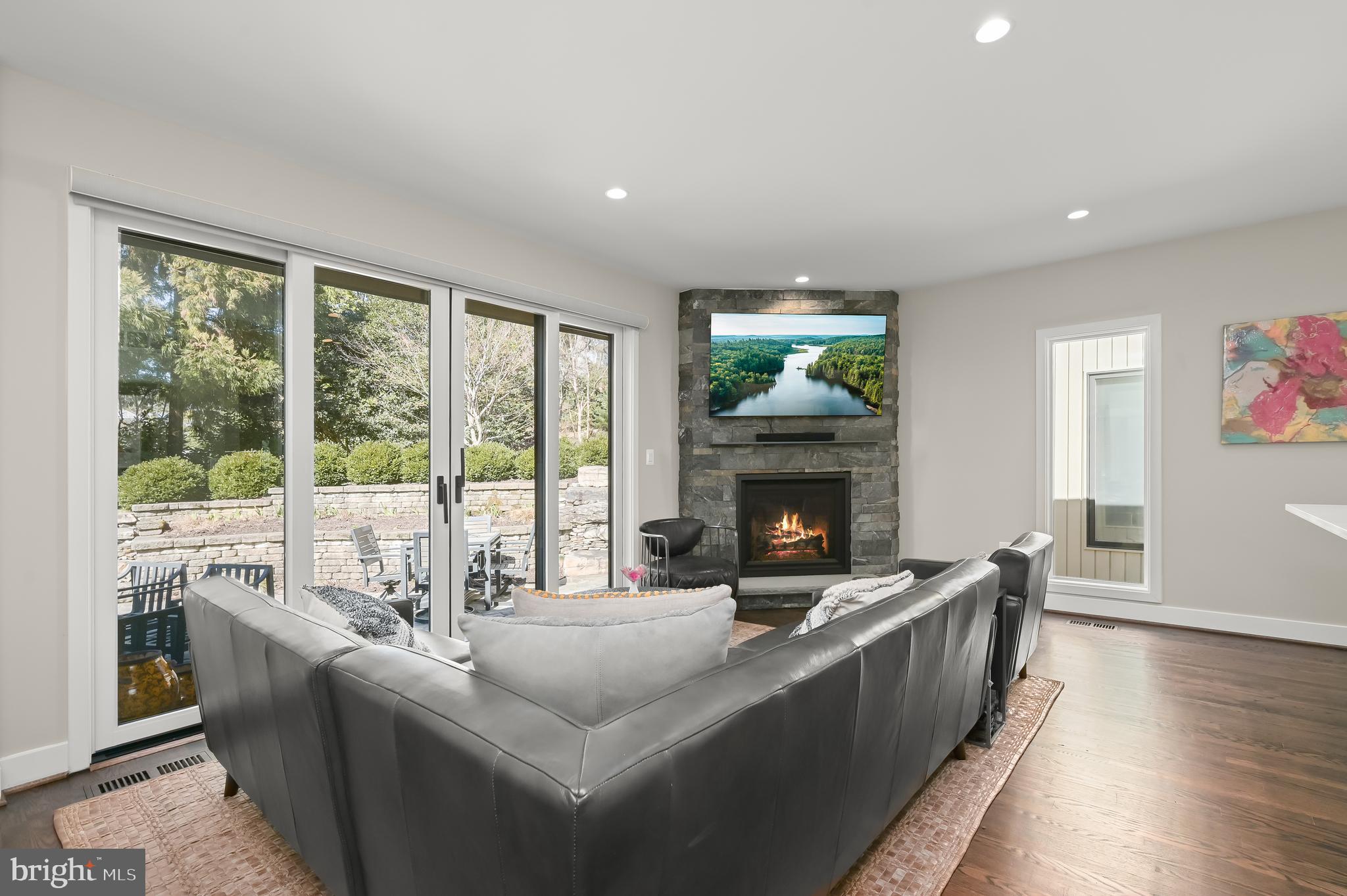 GIBSON ISLAND - Residential