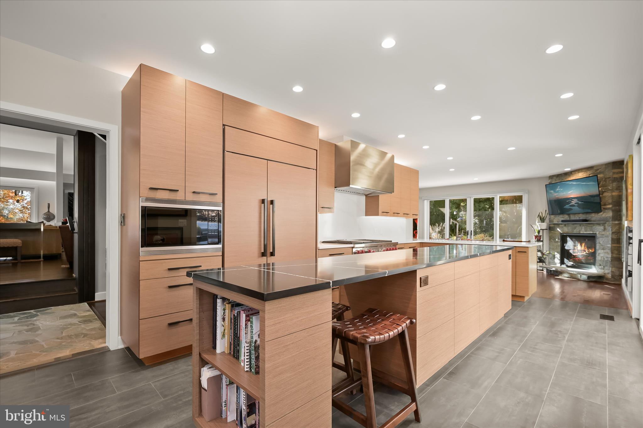 GIBSON ISLAND - Residential