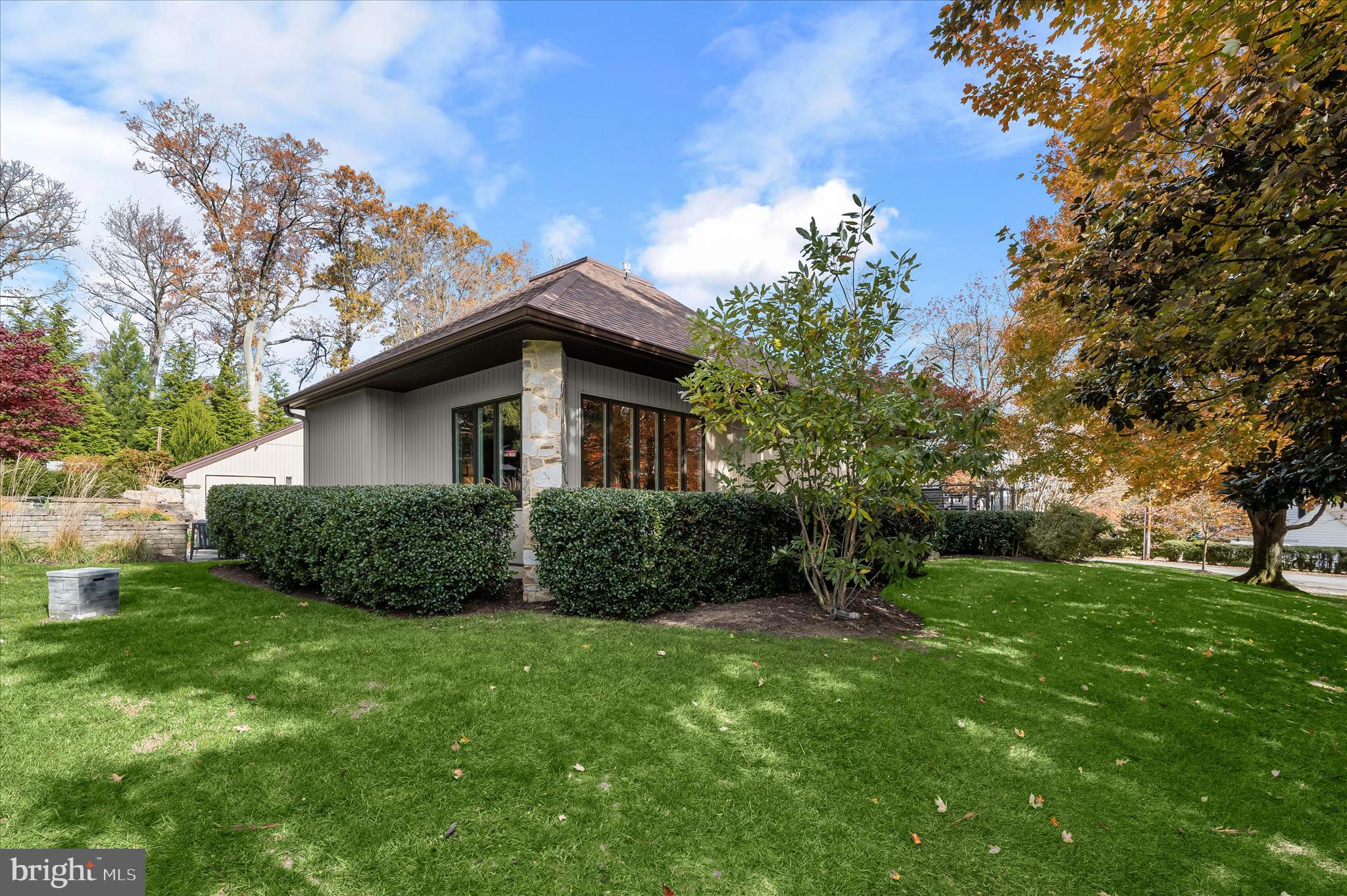 GIBSON ISLAND - Residential