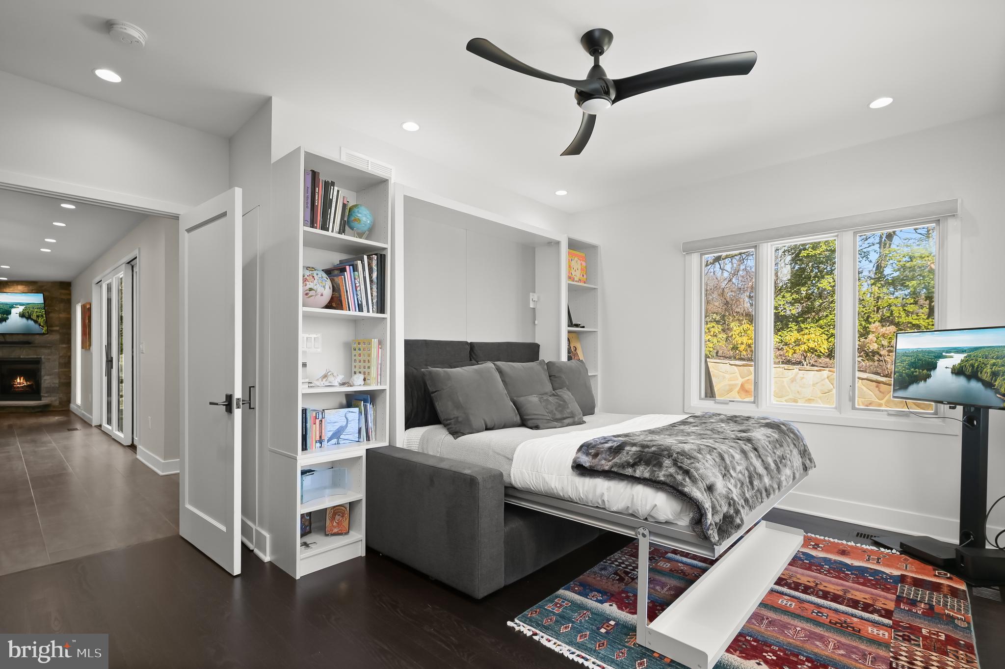 GIBSON ISLAND - Residential