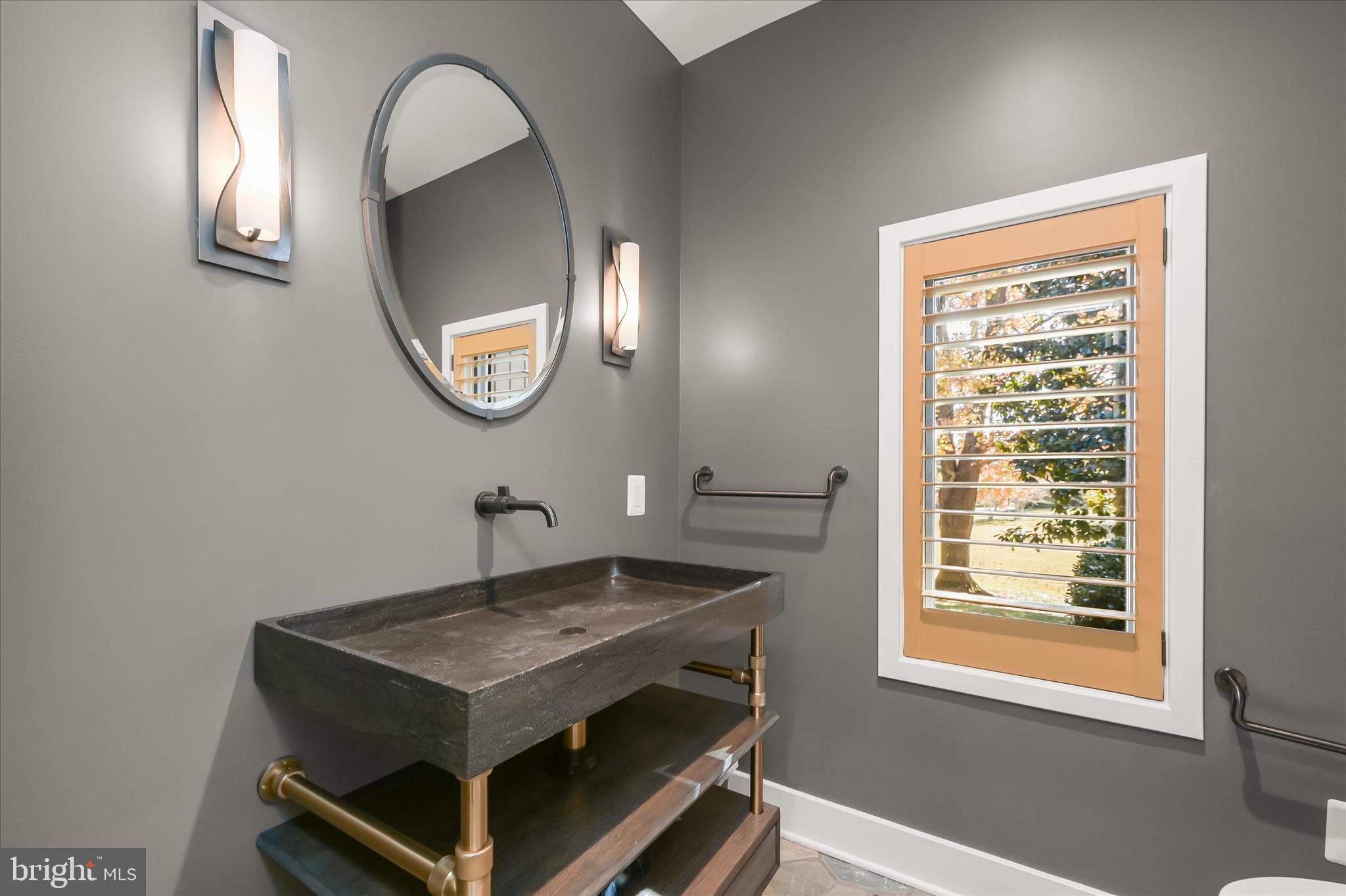 GIBSON ISLAND - Residential