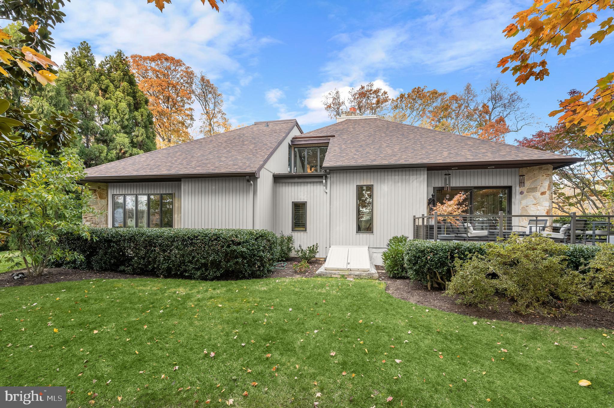 GIBSON ISLAND - Residential