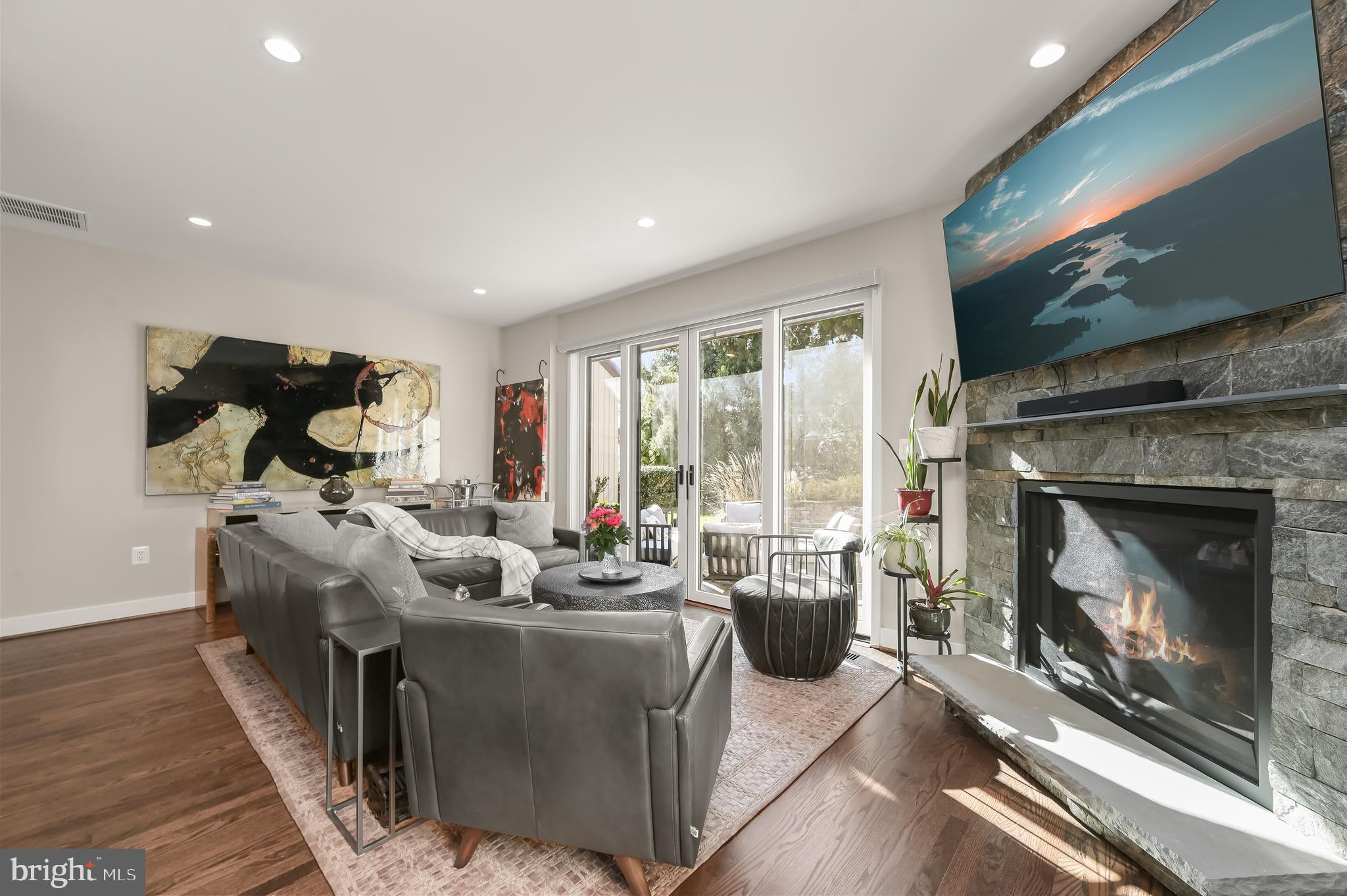 GIBSON ISLAND - Residential