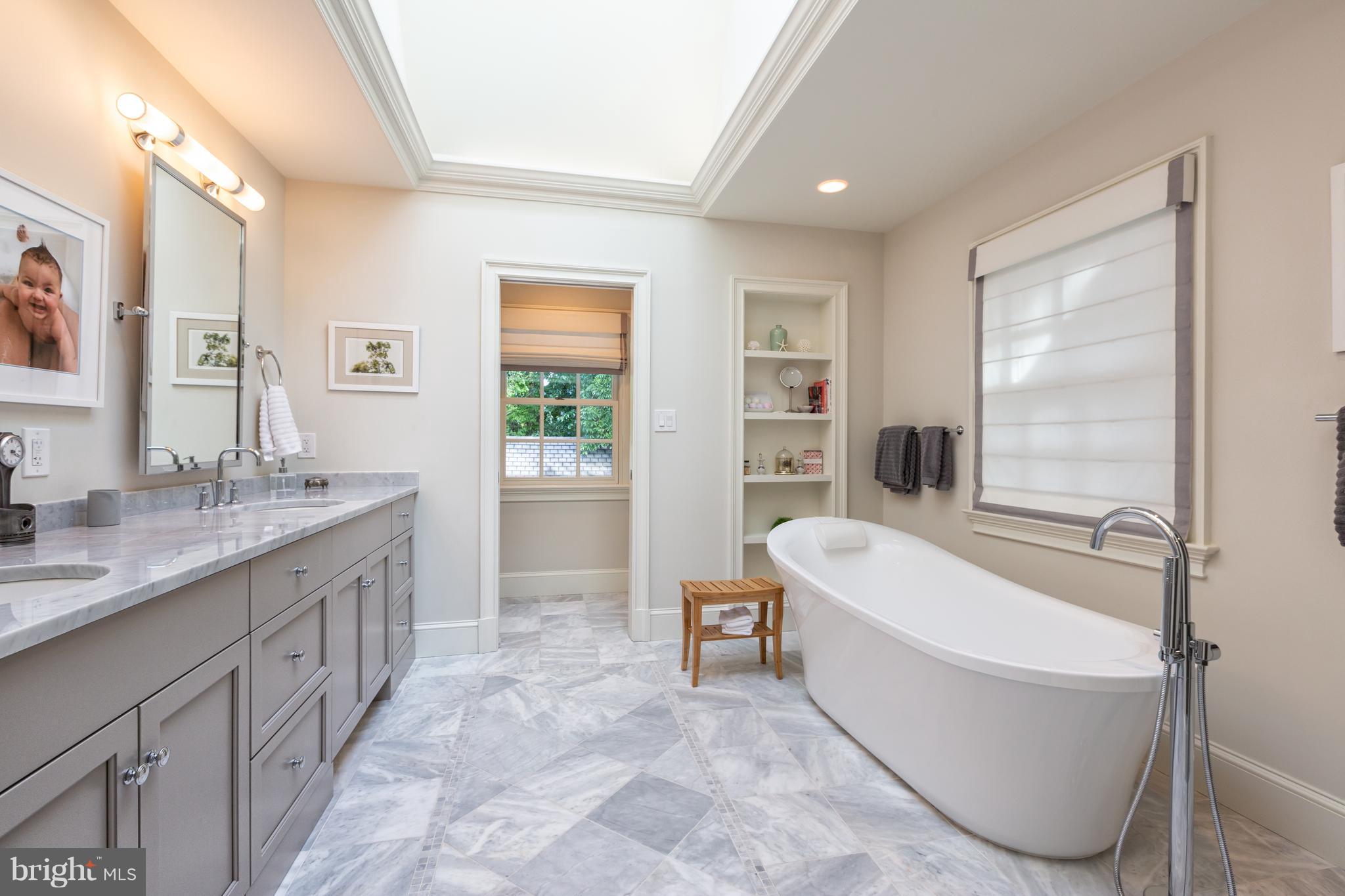 WESLEY HEIGHTS - Residential