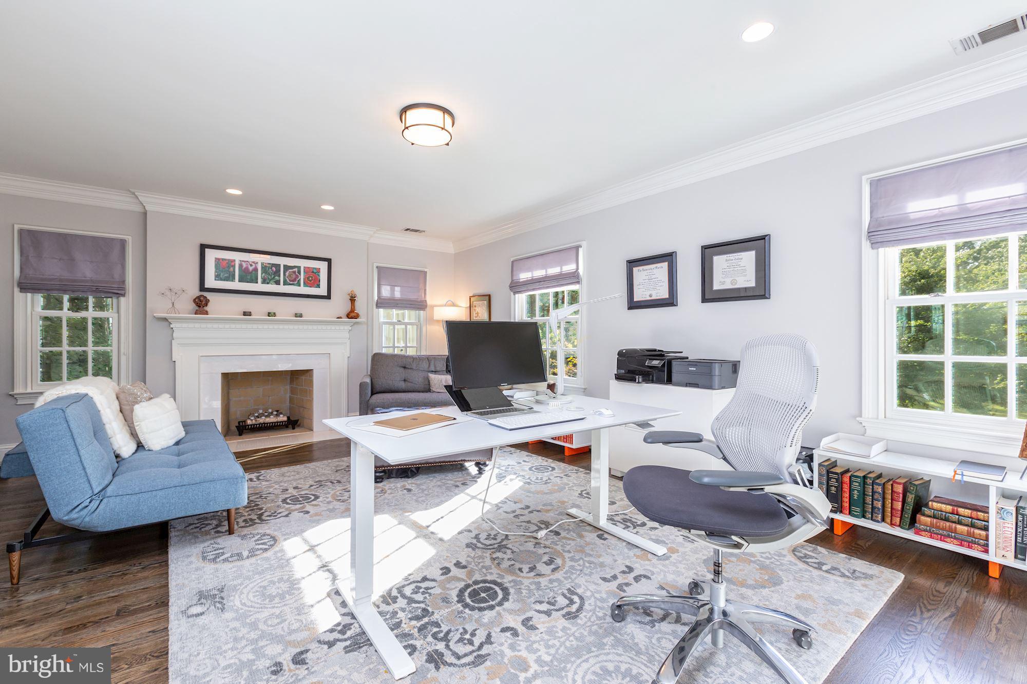 WESLEY HEIGHTS - Residential