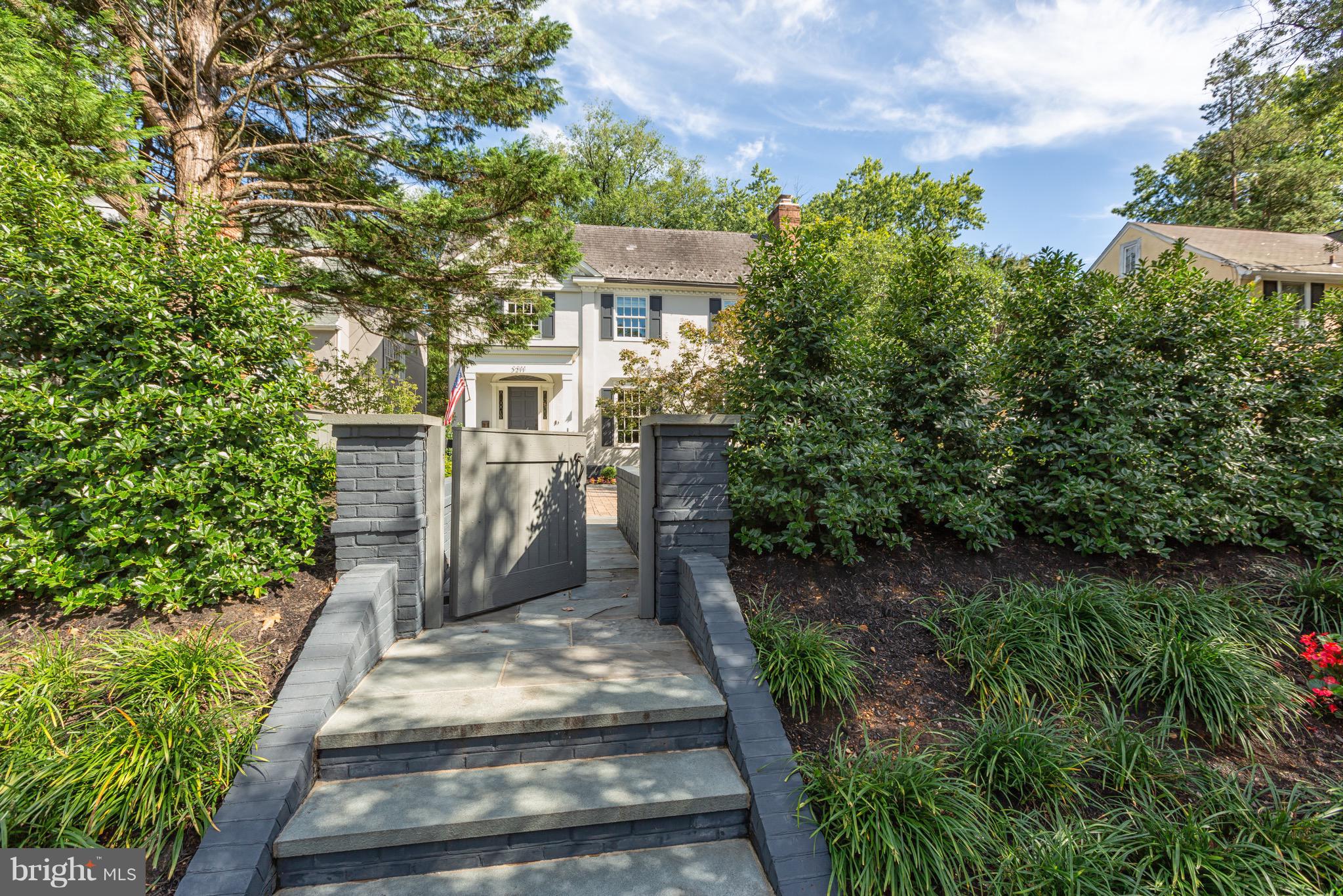 WESLEY HEIGHTS - Residential