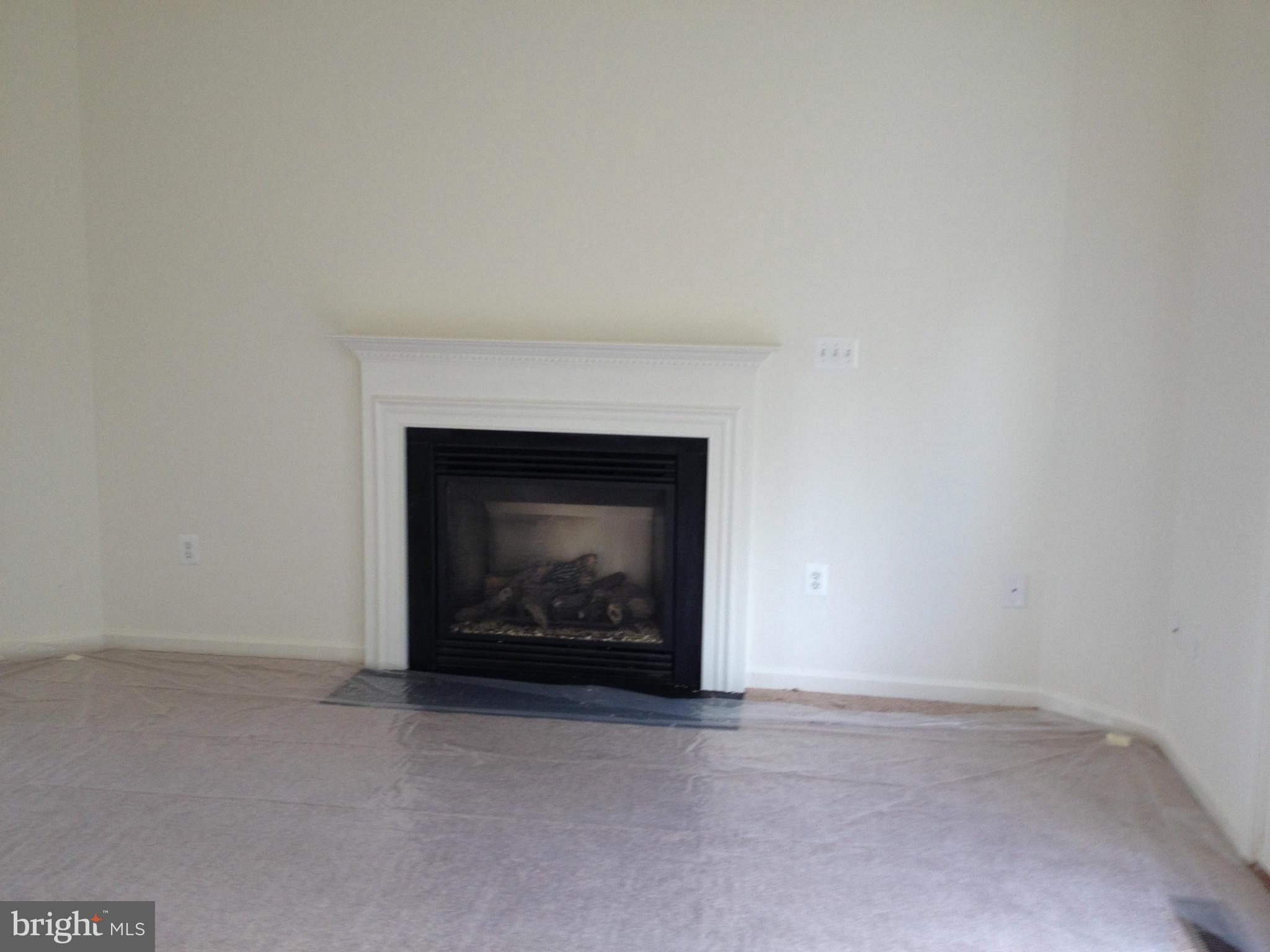 WHITE SHOP ESTATES - Residential Lease