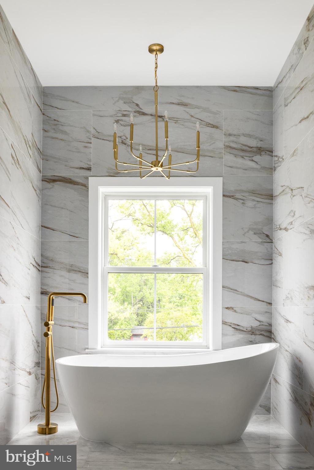 TENNIS POINTE - Residential